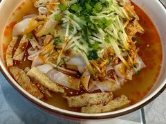 -汗腾格里·风味餐厅(新疆驻京办店)