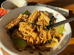-湘人龙记老长沙米粉(华普国际大厦店)