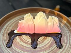 一莓小雪山-自如ZSPACE四合院艺术餐厅