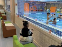 -戊辰亲子游泳俱乐部