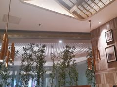 -爱碗亭·鲜炒湖南菜(壹城中心店)