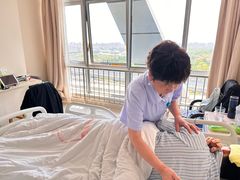 -复旦大学附属华山医院(虹桥院区)
