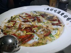 -江渔儿酸菜鱼·拔草餐厅(虎门君乐汇店)