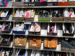 -唯品会(北京国瑞城店)