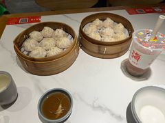 -馋三尺蟹粉小笼(人民广场店)