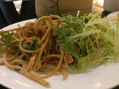 -碧涛阁·泡泡海洋·汤泉洗浴(王府花园店)