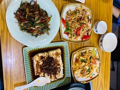 姬松茸炖鸡-妈妈的味道(和顺古镇店)