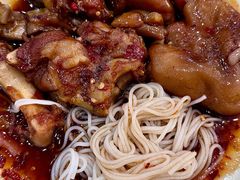 猪蹄面-贤花饭店(城阳店)