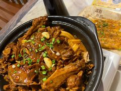-老街烧烤大排档·地道湖北菜·龙虾馆(汉口火车站店)