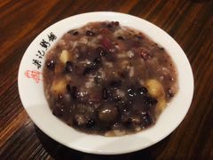 黑芝麻桂圆核桃粥-梁记粥铺(开元地中海店)