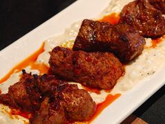 牛肉脊配红椒酱-Efes Turkish & Mediterranean Cuisine 艾菲斯餐厅(陆家嘴店)