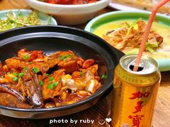 砂锅碟鱼头-叶派龙虾•招牌香辣蟹·海鲜(中海国际店)