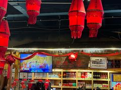 -老滇山寨•云南特色菜•地方菜•民族风情歌舞表演(金碧店)