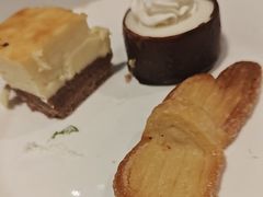 -晶丽香榭自助餐(南京大饭店)