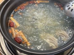 -濠轩阁特色生蚝火锅(水湾路店)
