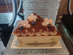 -元一希尔顿酒店·鲜切牛肉火锅禅自助餐厅