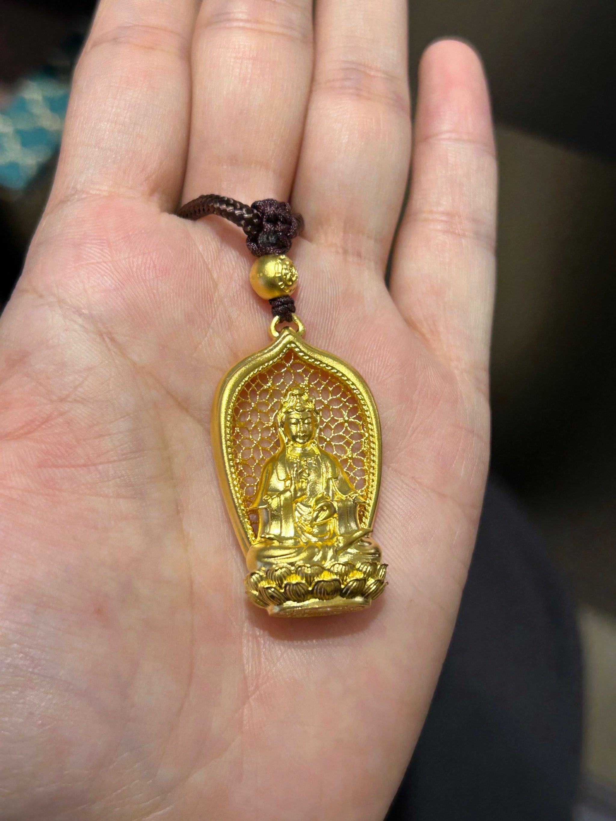 周生生观音吊坠