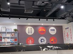 -张大师鸭爪爪特色火锅(万达店)