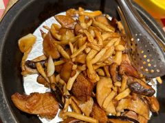 橄榄油炒三种蘑菇-西贝莜面村(近铁城市广场店)