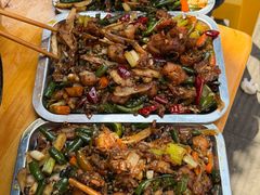 -鸿顺老铁锅美蛙鱼府(解放碑店)
