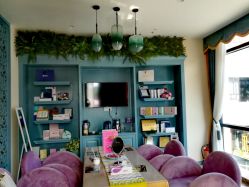 -静博士养生美容连锁