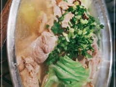 -肖四女乐山跷脚牛肉(世博源店)
