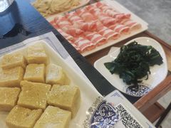 -楼外楼大刀肉传统火锅居(幸福街店)