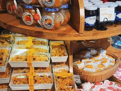 -昆明冠生园·蛋糕·面包(南强街店)