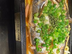 -夯鱼烤鱼·尔滨地标美食(中央商场店)