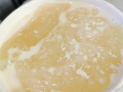 招牌白雪黑糯米冰粉-甜心闲生传统手工冰粉(太古里店)