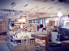 -猫的天空之城概念书店(北戴河蔚蓝海岸店)
