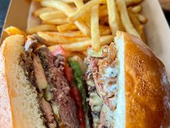 鹅肝牛肉汉堡-Cooking Man(中懋天地店)