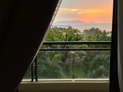 -海南清水湾莱佛士酒店