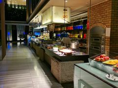 自助取餐区-唐拉雅秀酒店-西锦汇空中BBQ·思创餐厅