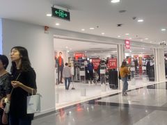 -优衣库(上海正大广场店)