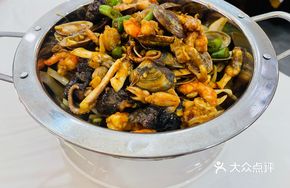 Seafood Hot Pot Explosion