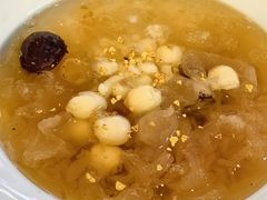 特A桃胶银耳莲子-RUXU入续糖水铺与包(卓悦中心店)