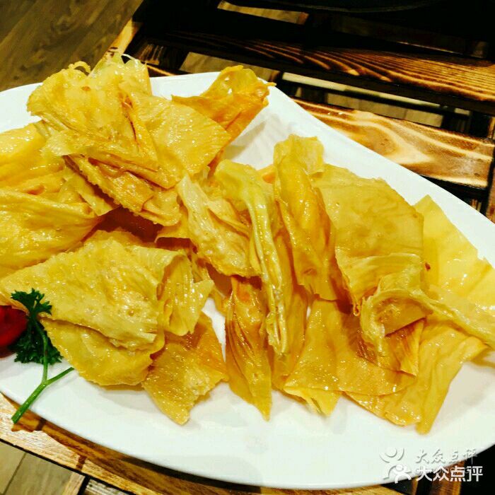 狠牛火锅料理(万达广场总店)特色炸豆皮图片 - 第1张