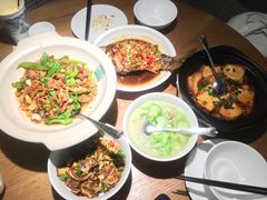 -费大厨辣椒炒肉(万家丽一店)