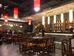 大堂-张大胡子鱼头火锅酒楼(长益路店)