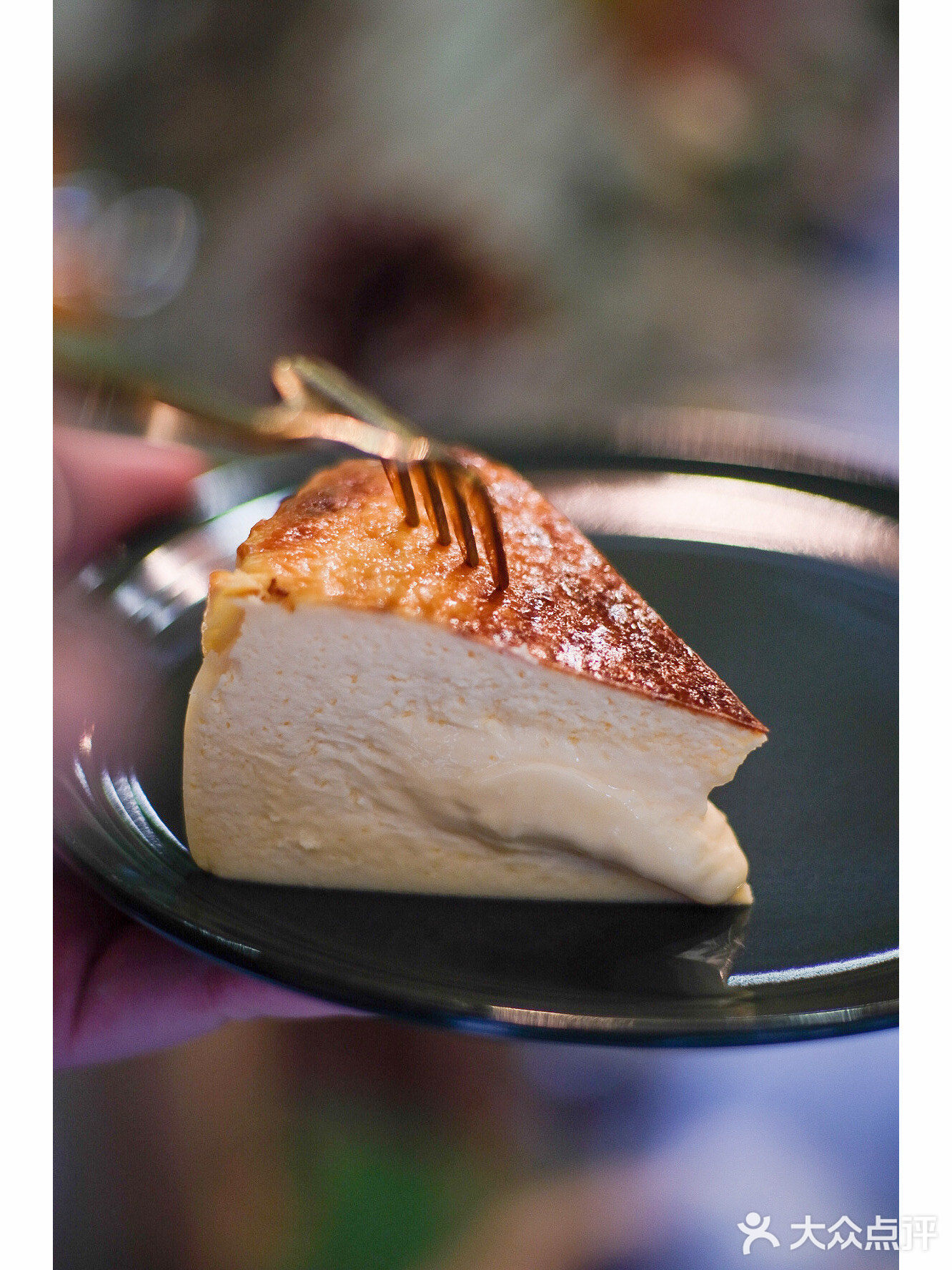 深圳👉🏻搬了新地方的复古绿Buna coffee