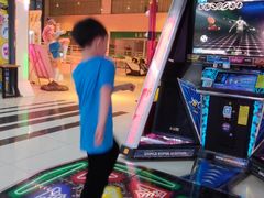-星悦蓝海欢乐园(石路天虹店)