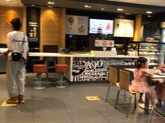 -麦当劳(世界城广场店)