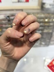 -尤米一站式美甲美睫