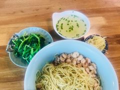 -朱洪元苏式面馆(绿宝广场店)
