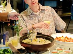 -凤凰湘语·平价海鲜餐厅(浦东旗舰店)
