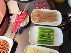 -三只耳冷锅鱼火锅(玉林店)
