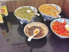 -双燕楼·手工馄饨·汤面小吃(世纪汇店)