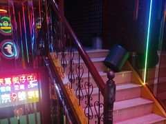 -路边边地标烧烤·川菜·小龙虾·音乐酒馆(良乡长虹店)