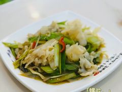 葱爆螺片-富临港·蒸汽海鲜·手抓海鲜·炒菜(栈桥店)